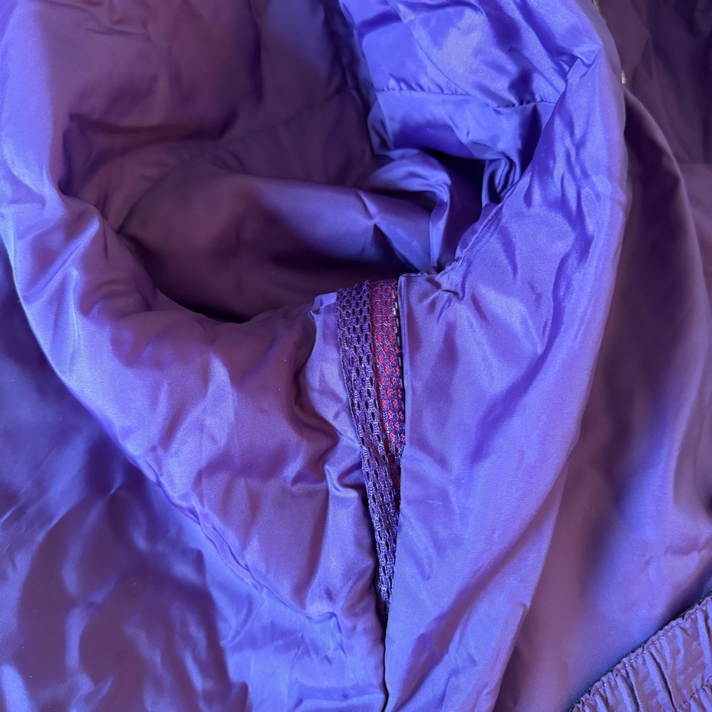 Burton Ski/Snowboard Jacket - Picture 10 of 11